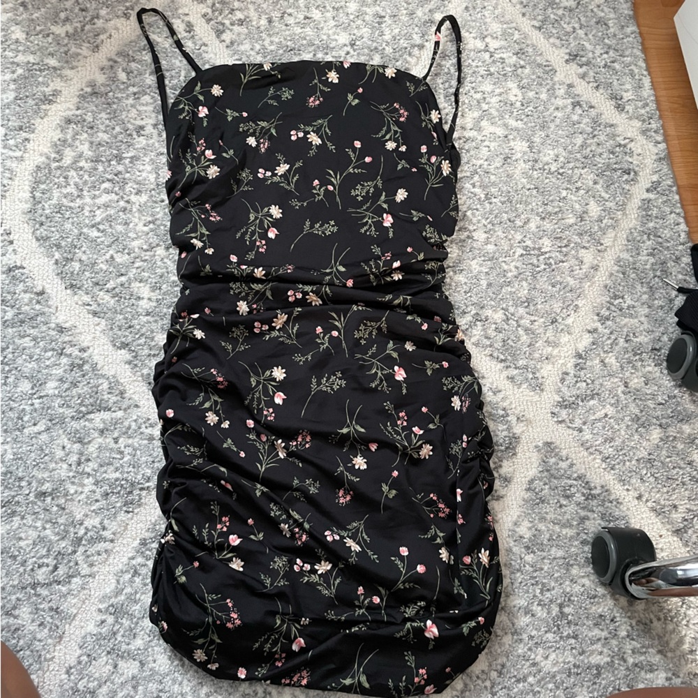 Floral ruched dress